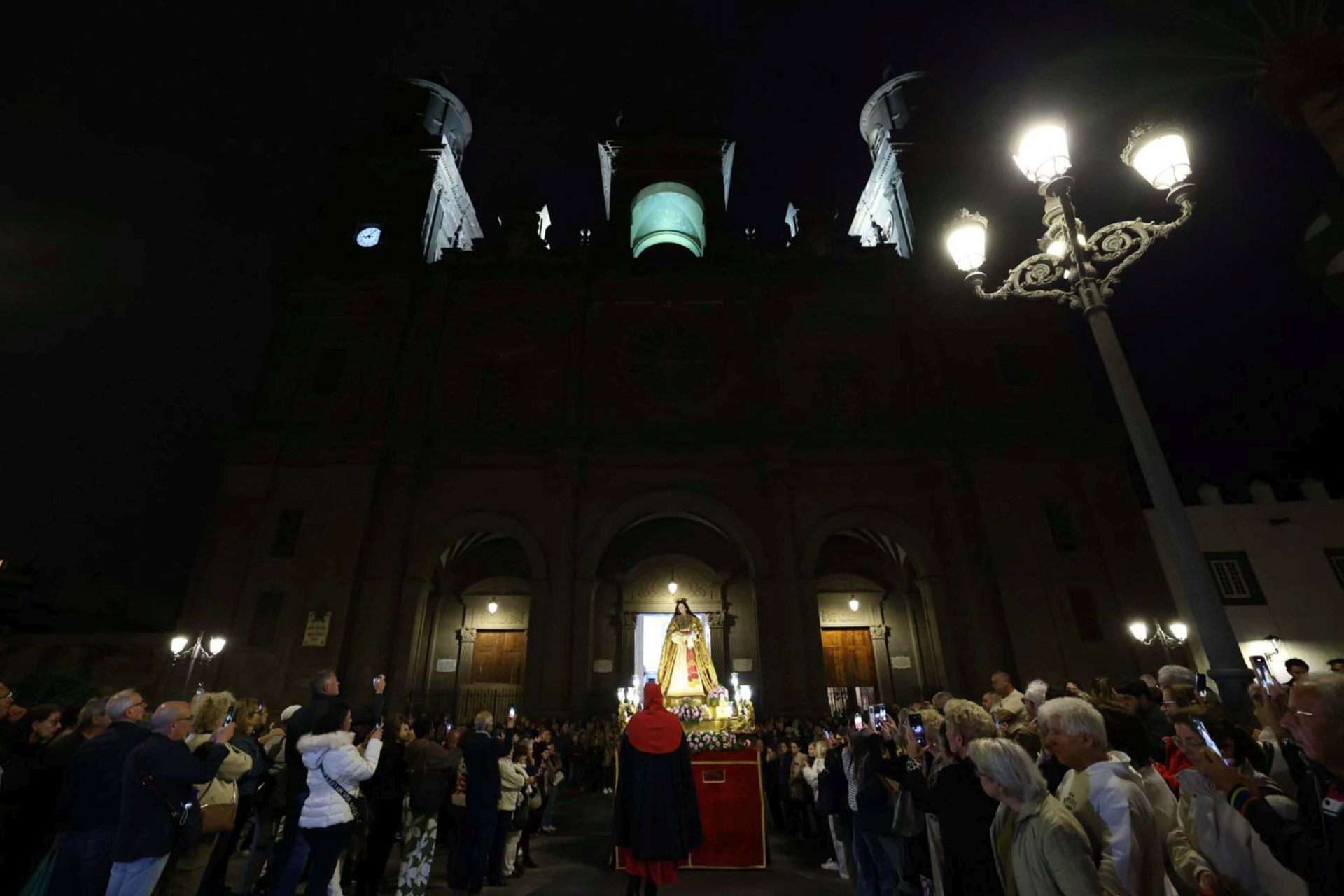 Procesión del Santo Encuentro en Santa Ana