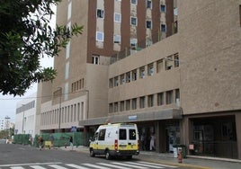 Exterior del hospital Materno Infantil