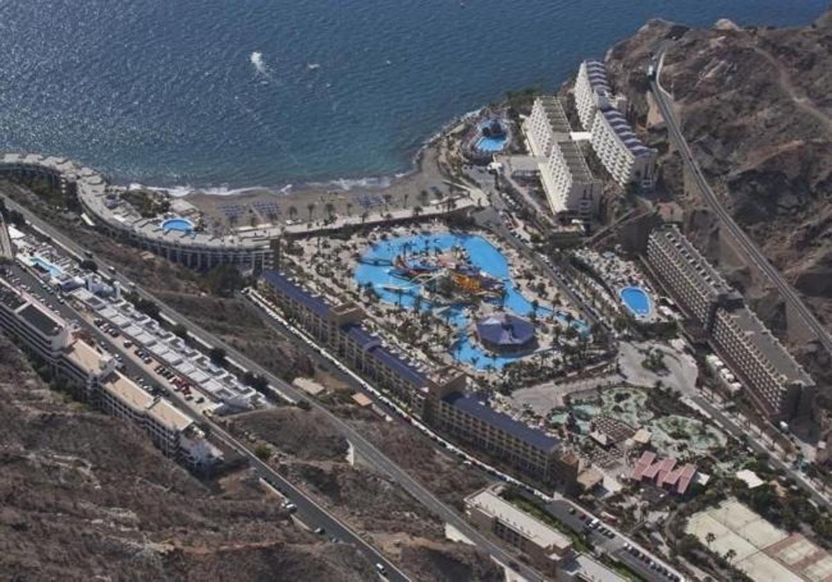 Muere ahogada una niña en el parque Lago Taurito