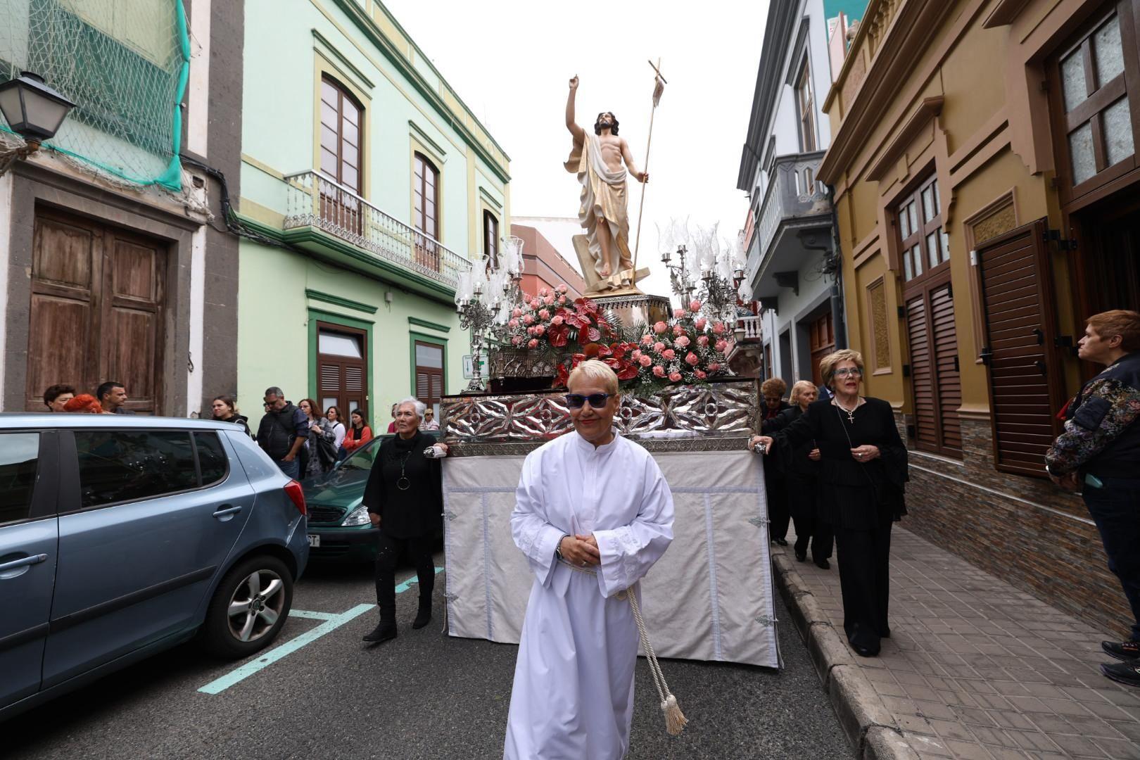 La procesión del Cristo Resucitado, en imágenes