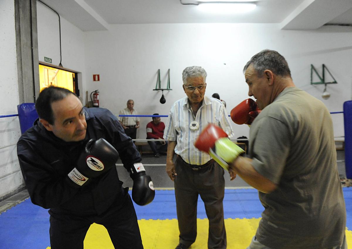 Imagen secundaria 1 - El boxeo canario llora la muerte de Agustín Reyes
