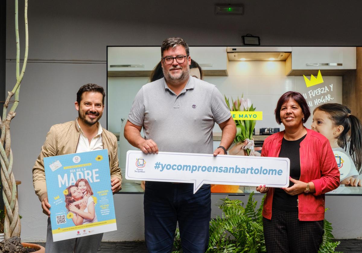 Sorteo de un viaje entre los que compren en San Bartolomé