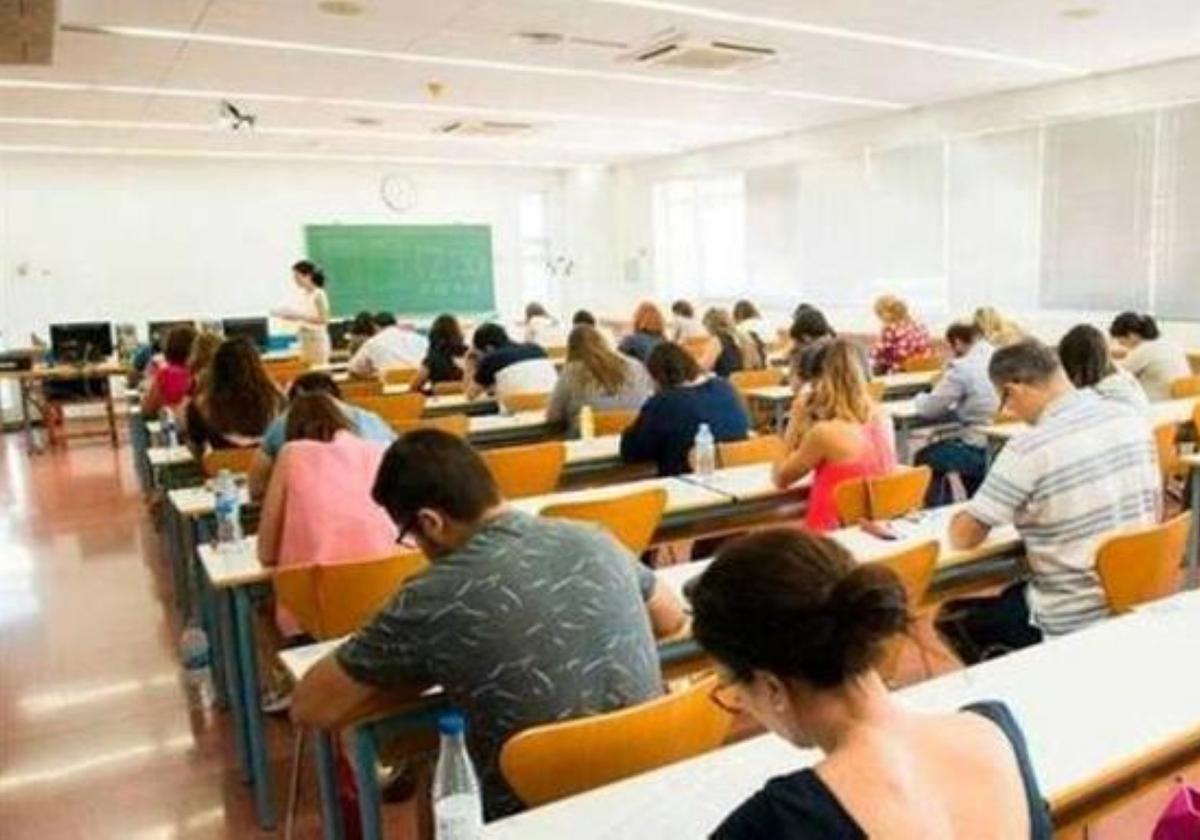 Sanidad dice que la estabilización «sí prima» a los opositores canarios