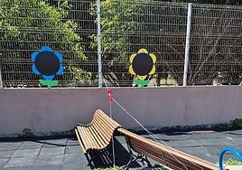 Patio del CEE Siete Palmas, que presenta grietas en su perímetro.