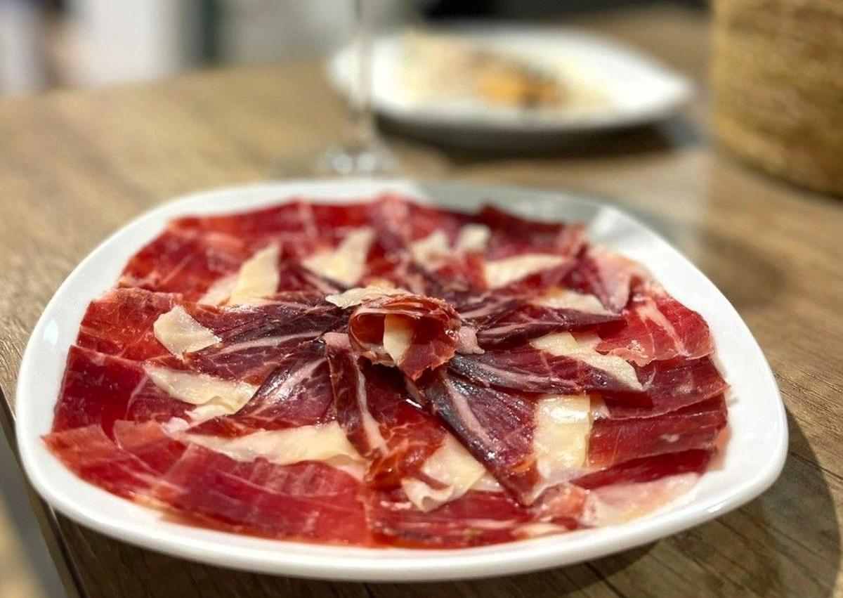 Imagen secundaria 1 - Colmado Ibérico en el Mercado Central