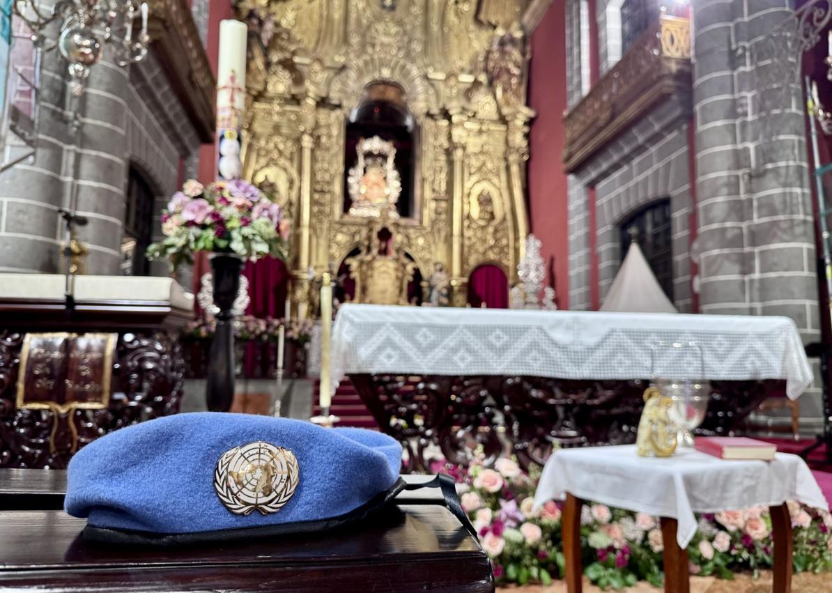 Imagen secundaria 1 - La Brigada Líbano XLIII visita a la Virgen del Pino antes de su despliegue en Líbano