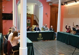 Imagen del Pleno ordinario del Ayuntamiento de Gáldar del mes de abril.