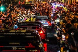 Presentación del Rally Isla Canarias 2025 en la Plaza de Santa Ana.