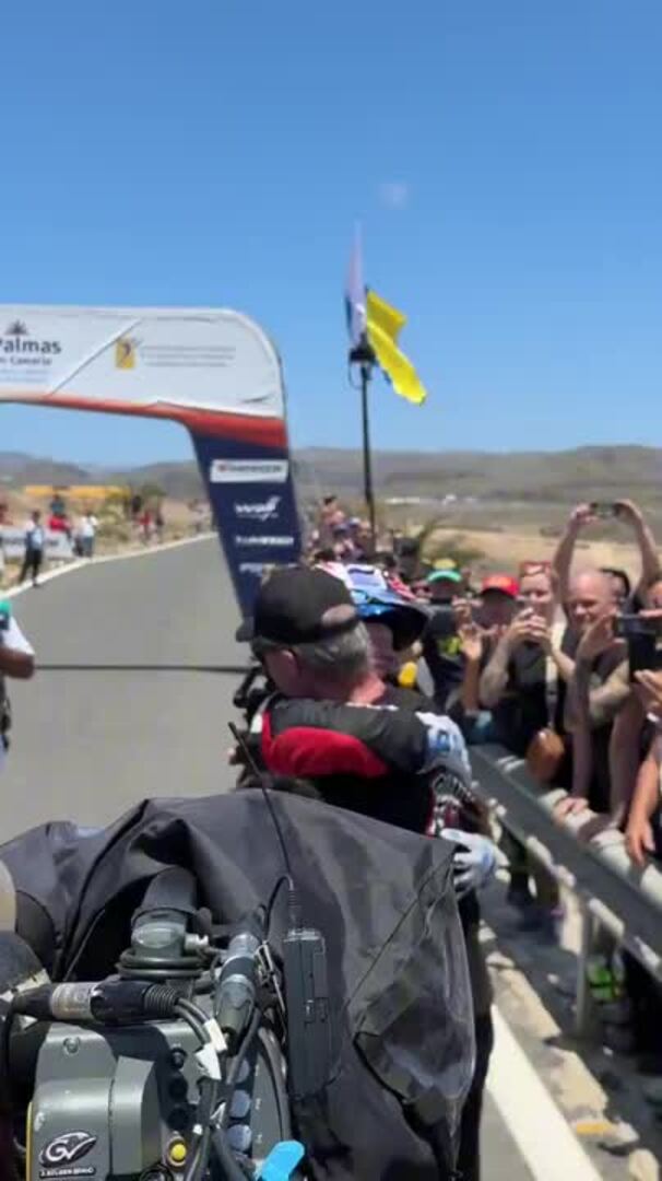 Así celebró el flamante campeón del Rally Islas Canarias su victoria