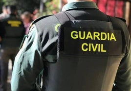 La persona investigada habría robado joyas valoradas en 22.000 euros y 30.000 euros en metálico. Foto de archivo.