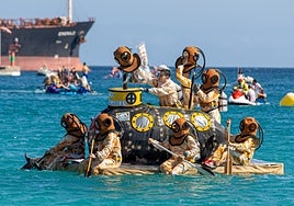 Regata de achipencos, el acto más popular del carnaval de Puerto del Rosario.