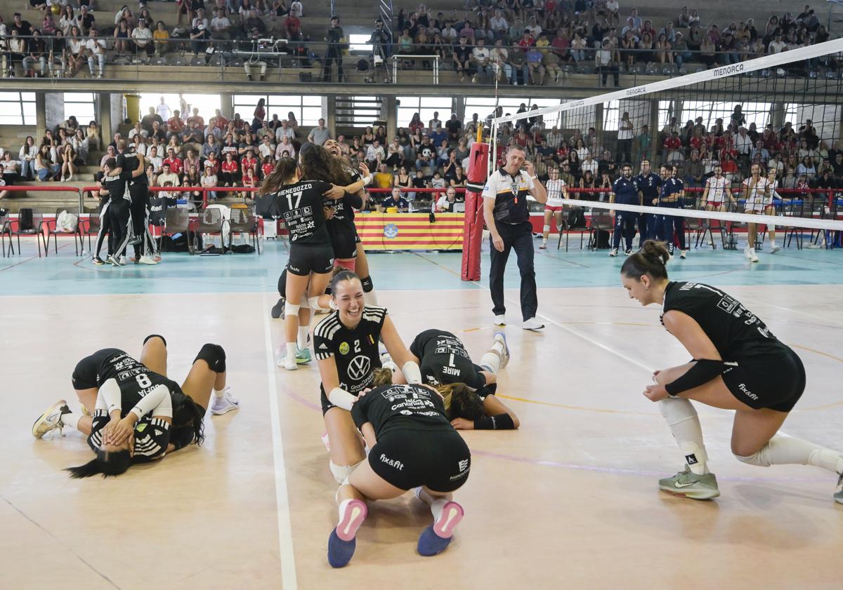 Imagen principal - El Heidelberg Volkswagen toca el cielo en la Liga Iberdrola