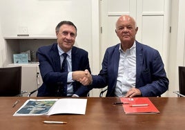 Alberto Cabré, y el presidente de Cajasiete, Fernando Berge.