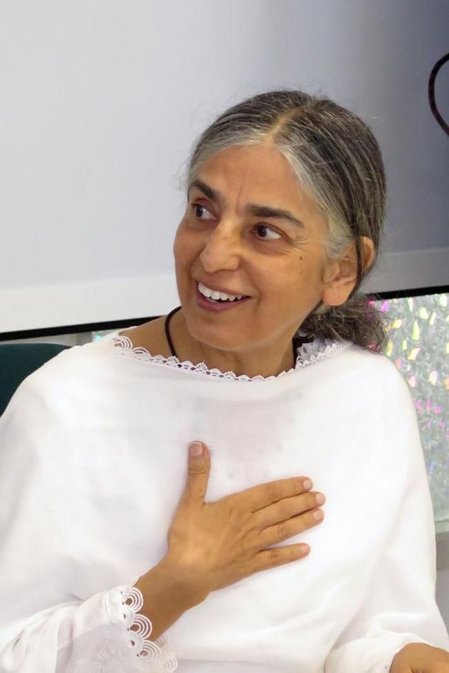 Didi Krishna.