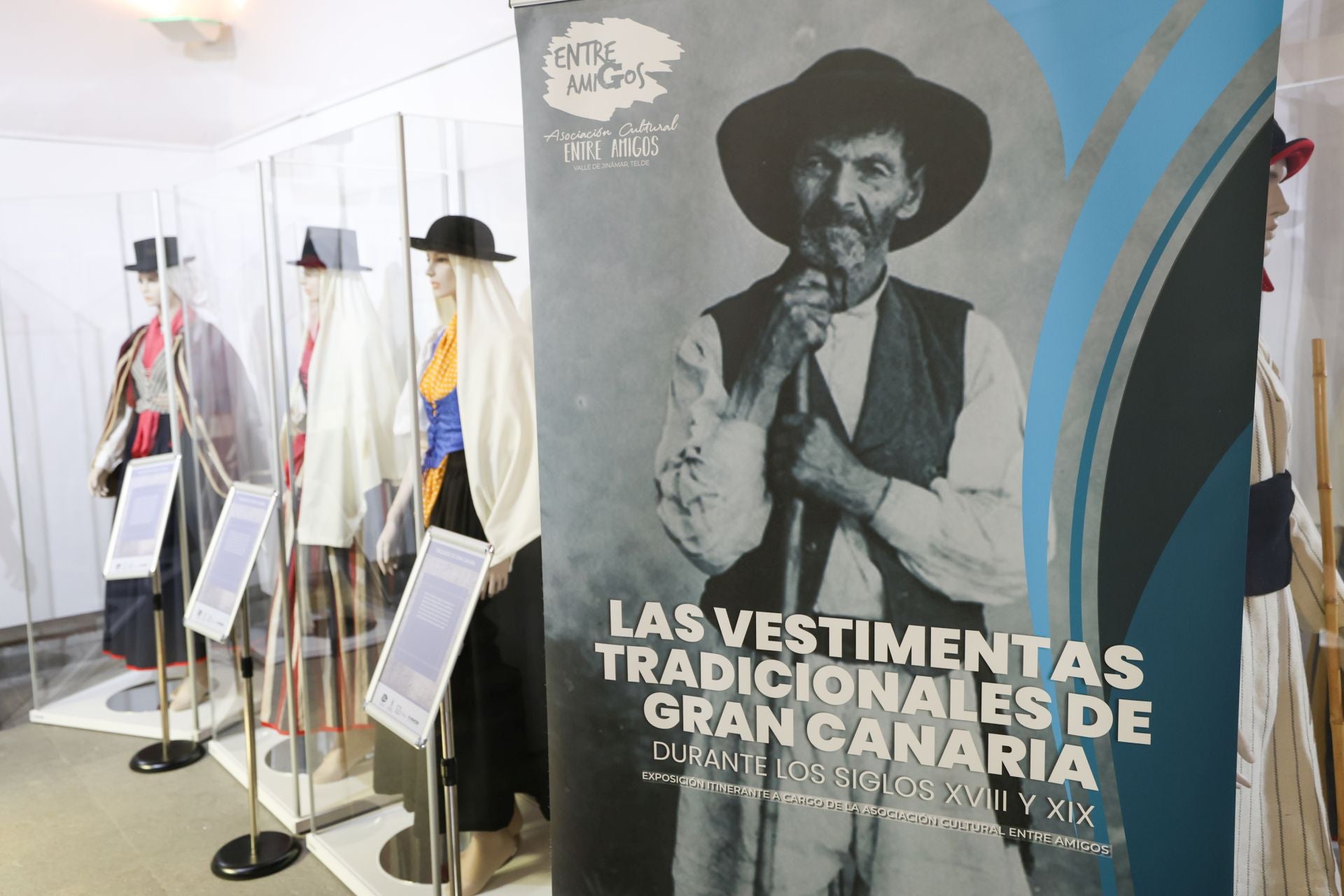 La iglesia hospitalaria San Pedro Mártir de Verona de Telde acoge esta exposición itinerante hasta el 31 de mayo.