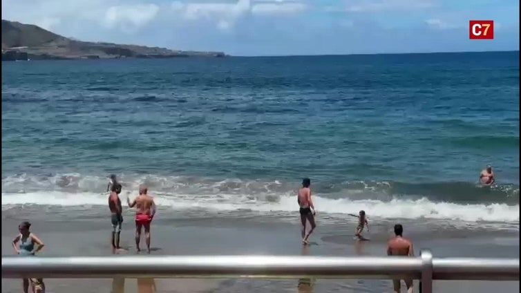 Día de playa en Las Canteras