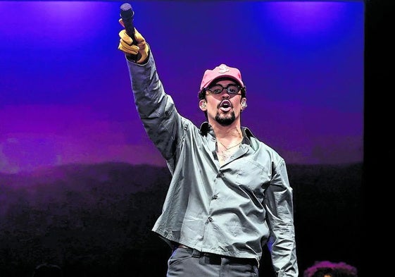 Imagen del puertorriqueño Bad Bunny durante uno de sus conciertos en 2024.