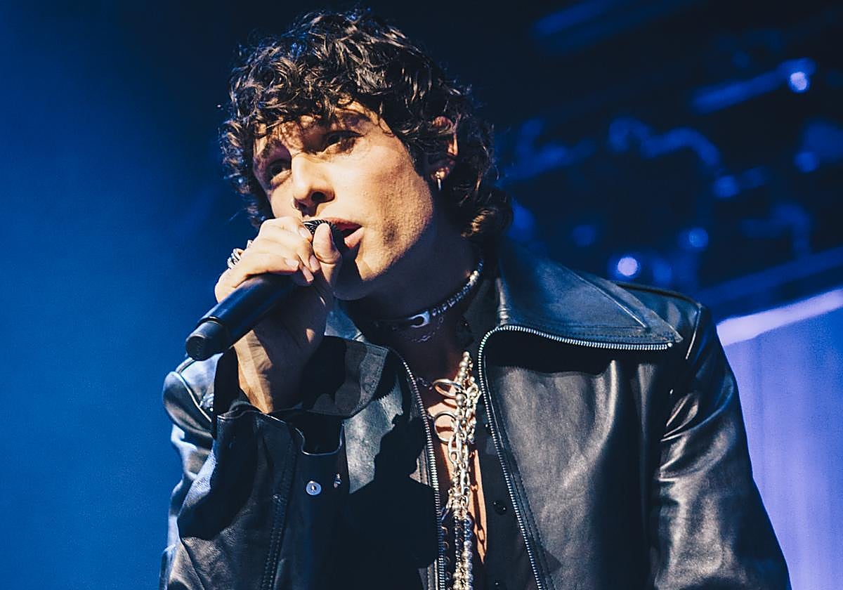 Leo Rizzi aterriza en Canarias con su trabajo más reciente, 'Pájaro Azul'.