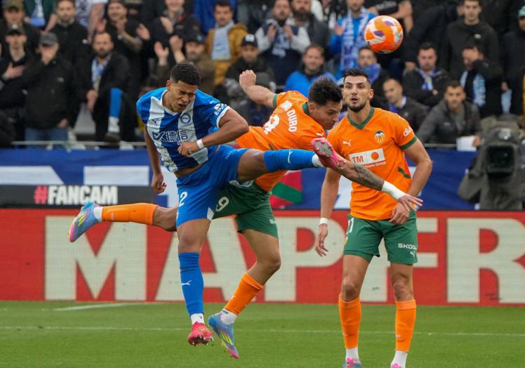 El Alavés no falló ante el Valencia.