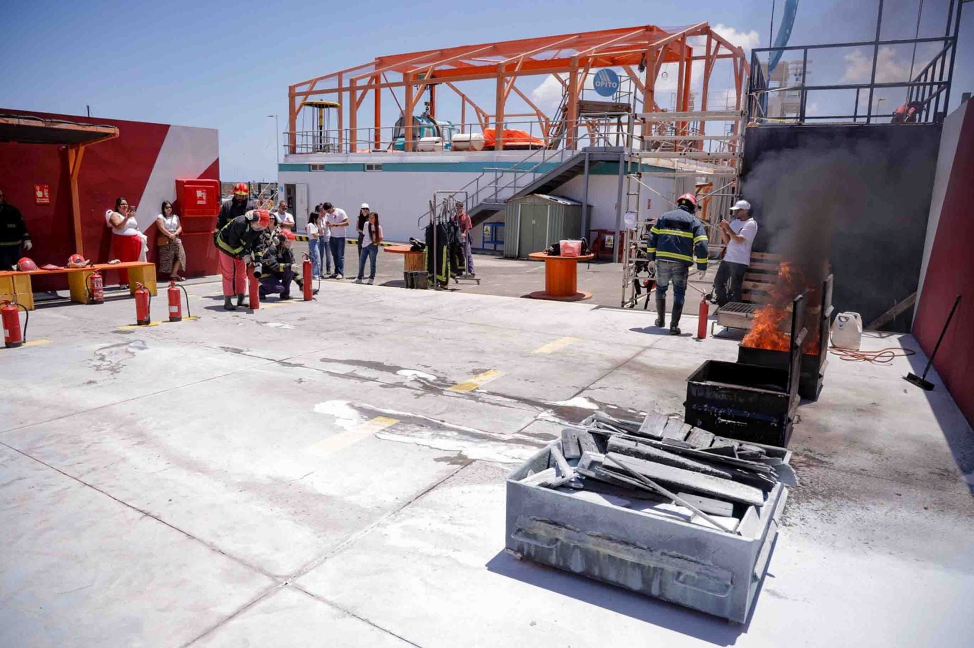 Así son los simulacros de emergencia en el ámbito marítimo