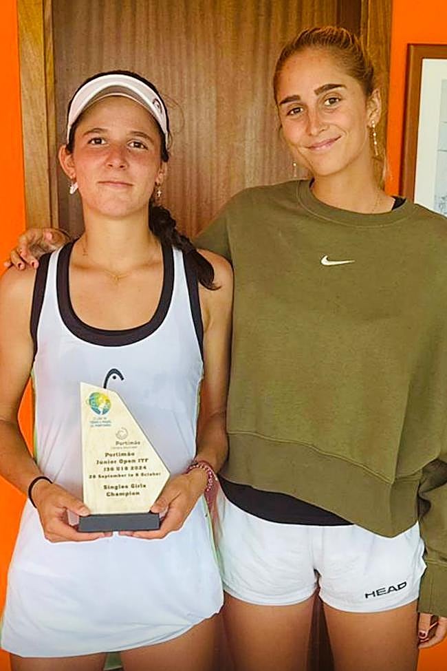 Junto a Lucía Rodríguez, una de sus jóvenes promesas.