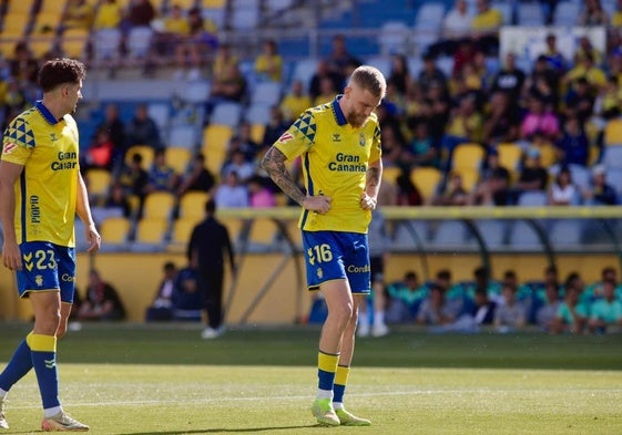 McBurnie, cabizbajo en el transcurso del encuentro ante el Leganés.