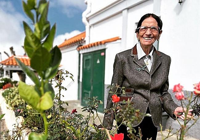 Doña Efigenia Borges.