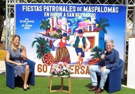 Yilenia Vega y Marco Aurelio Pérez, durante la presentación.