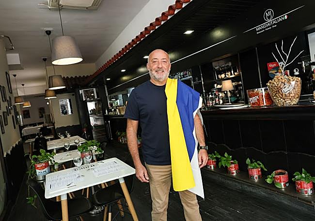 Andrea Pariboni en su restaurante Mangiaitaliano de Las Palmas de Gran Canaria.