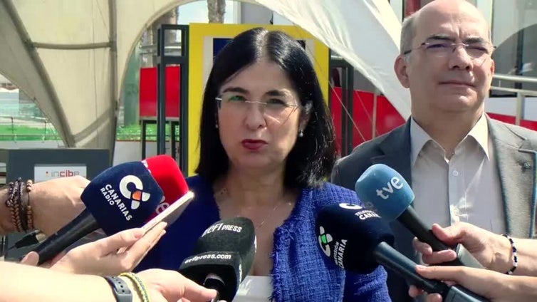 Darias confirma la viabilidad de eventos previstos pese a reestructuración contractual