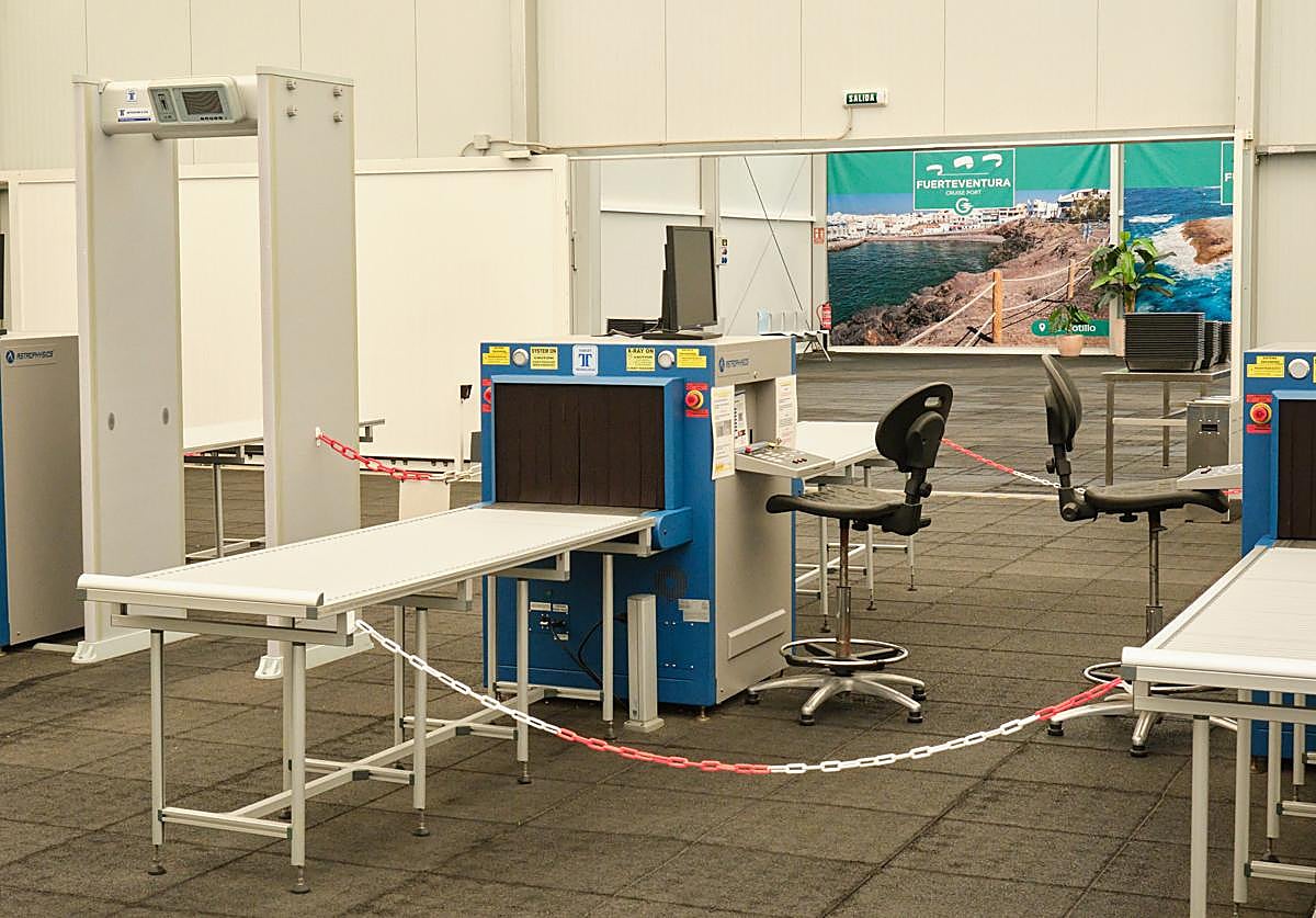 Imagen principal - La nueva terminal de cruceros espera a 415.000 pasajeros la próxima temporada