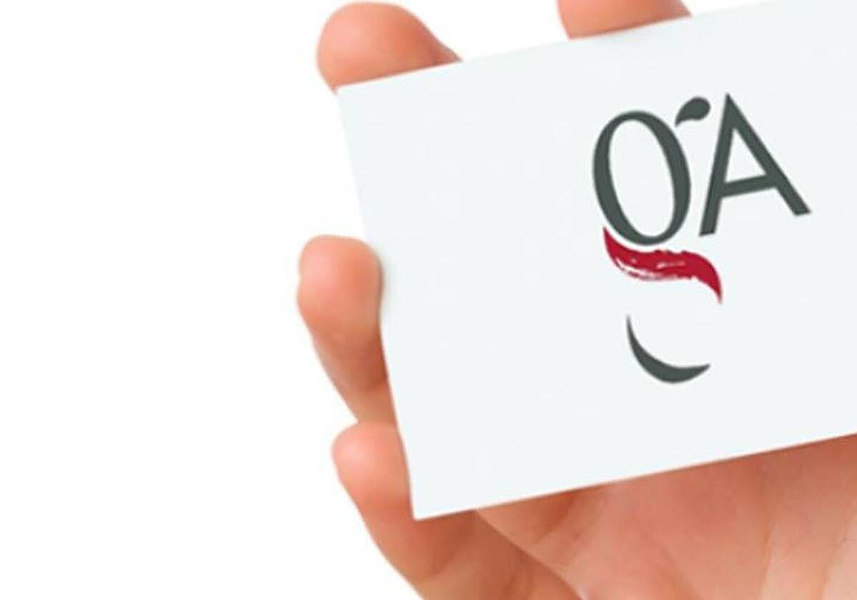 El presidente de los Gestores Administrativos, Fernando Santiago, alerta del riesgo de debilitar el poder judicial ante la presión política y mediática