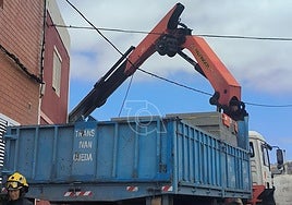 Grúa con la que ocurrió el accidente.