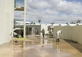 Recuperación de un complejo afectado por las inundaciones del 12 de abril.