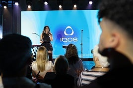 IQOS presenta IQOS ILUMA i, su dispositivo más avanzado hasta la fecha, en un evento exclusivo en el Gabinete Literario