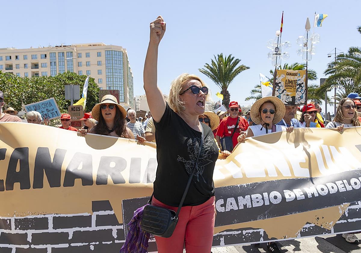 La inacción del Gobierno canario fomentará la turismofobia