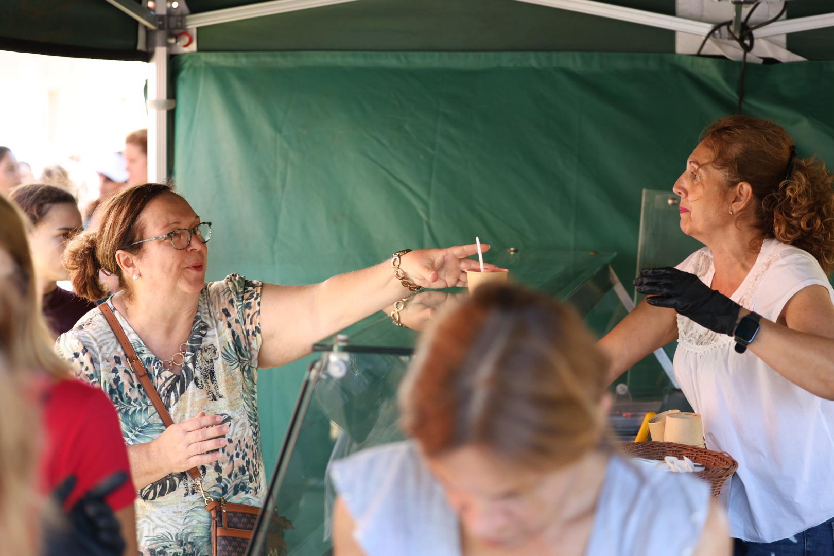 La nueva Feria del sabor triunfa en Valsequillo