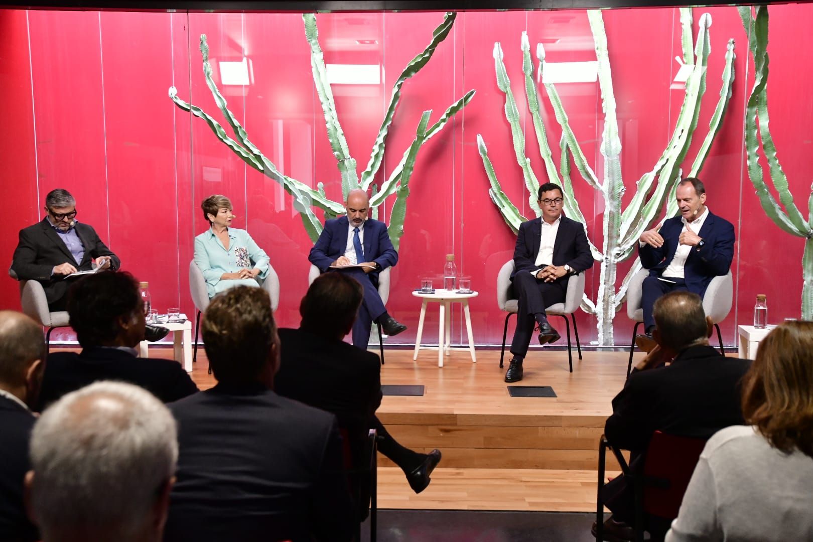 Imágenes del foro CANARIAS7 &#039;Conversaciones con el consejero Pablo Rodríguez&#039;