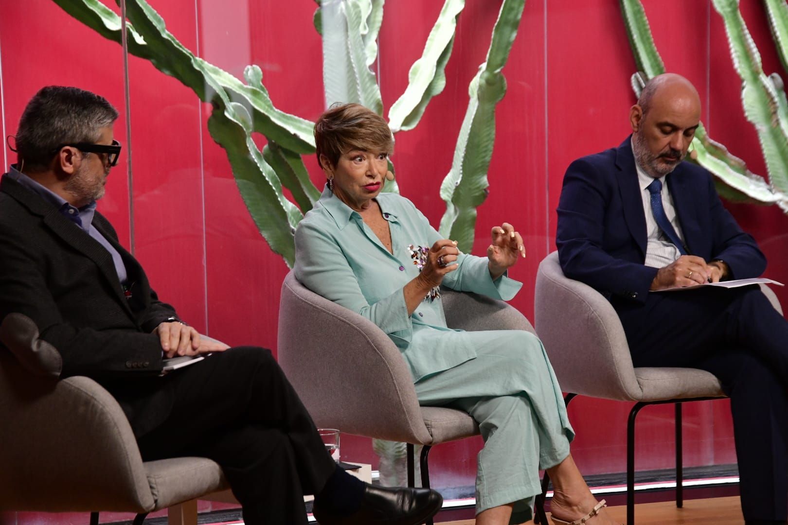 Imágenes del foro CANARIAS7 &#039;Conversaciones con el consejero Pablo Rodríguez&#039;