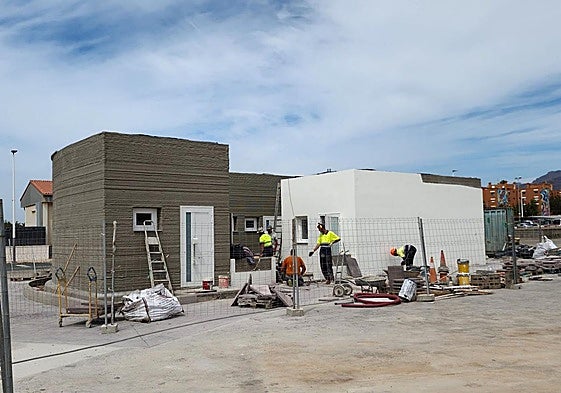 Últimos trabajos, la pasada semana, en el nuevo edificio.