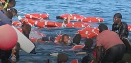 Imagen del rescate en La Restinga, en El Hierro.