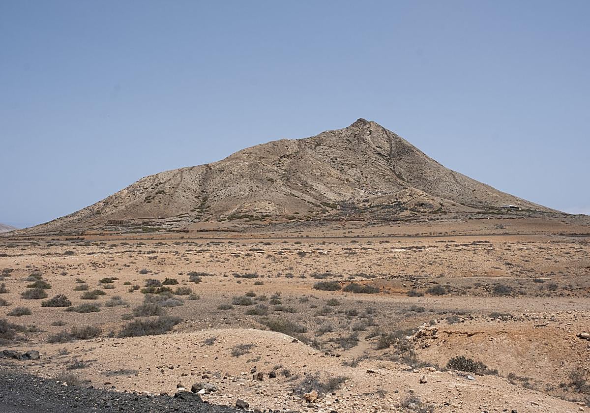 La montaña de Tindaya, en Fuerteventura.