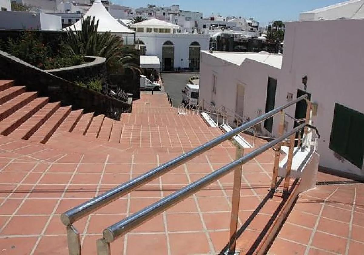 Vista exterior de El Fondeadero en Puerto del Carmen.