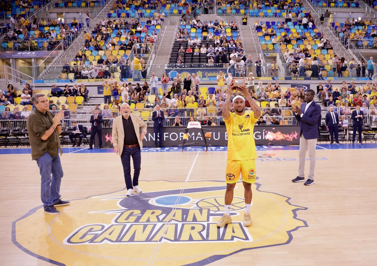 Albicy recibe su segundo Premio CANARIAS7-Pepe Moriana