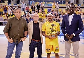 Albicy luce su segundo Premio CANARIAS7-Pepe Moriana