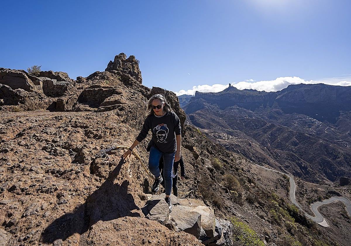 Sendero en las cumbres de Gran Canaria.