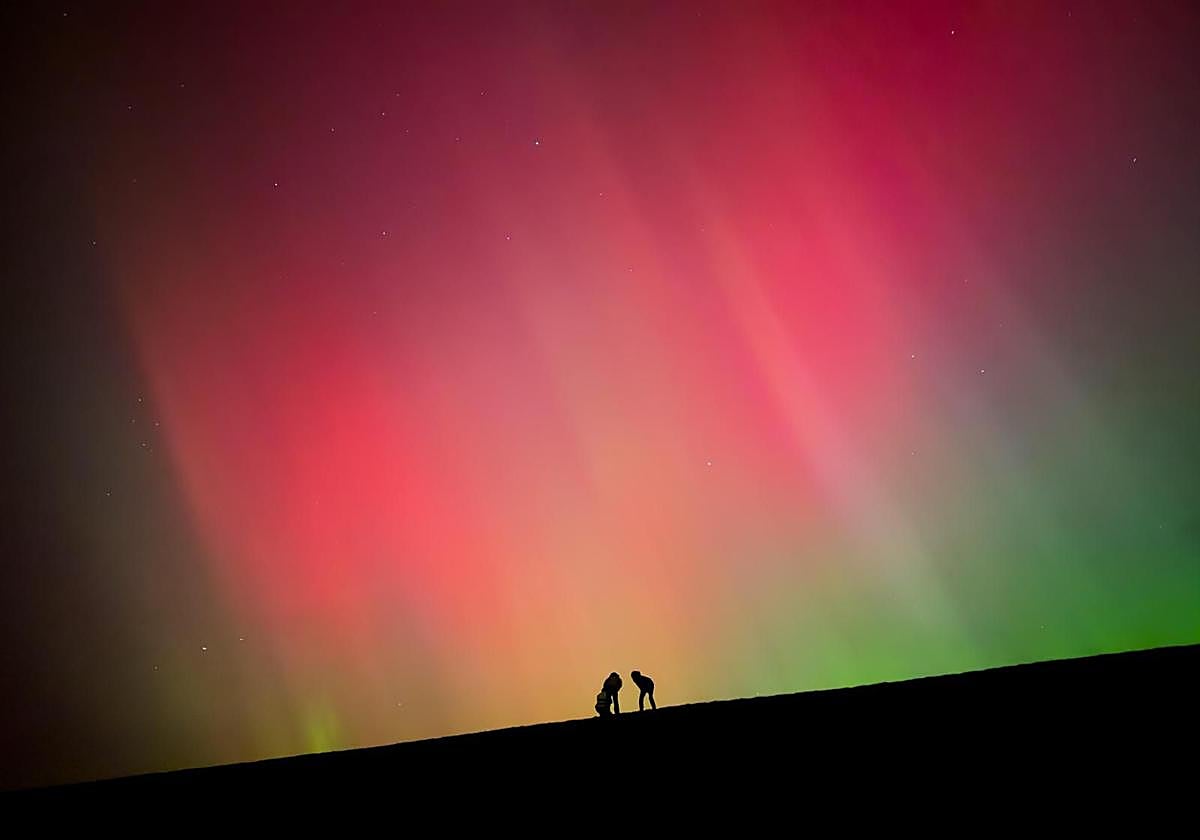 Aurora boreal captada en el cielo de Koehool, en Países Bajos, el 11 de octubre de 2024.