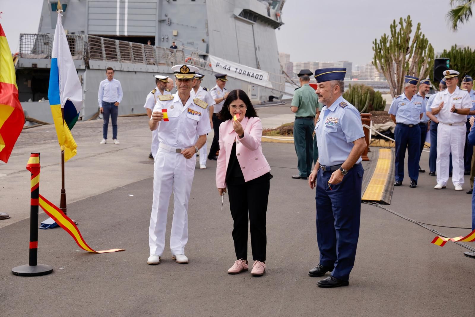 Imágenes de la exposición por los actos del Día de las Fuerzas Armadas en Las Palmas de Gran Canaria