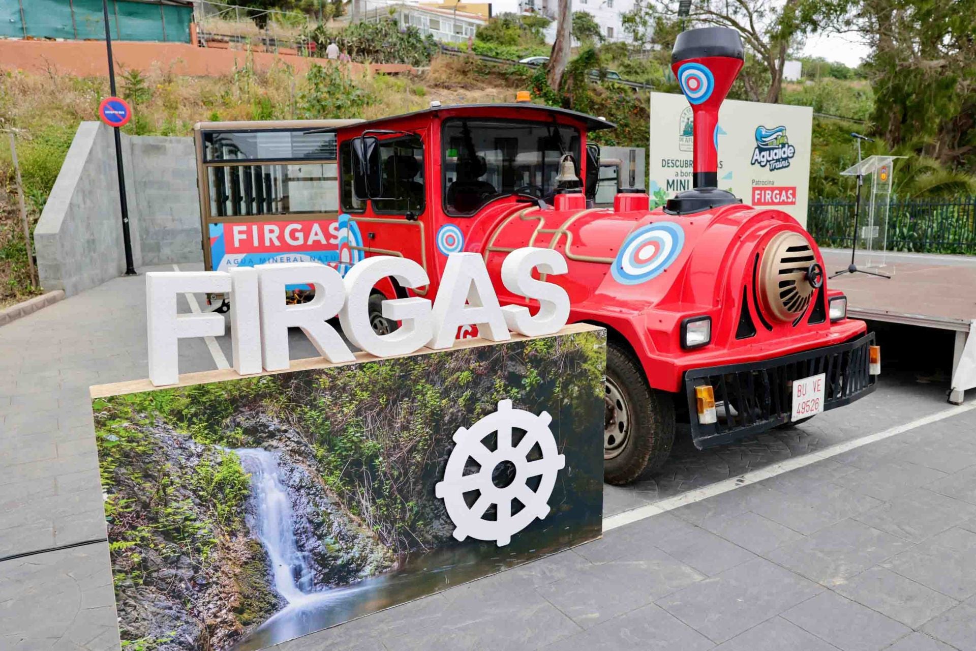 La presentación del tren de Firgas en imágenes