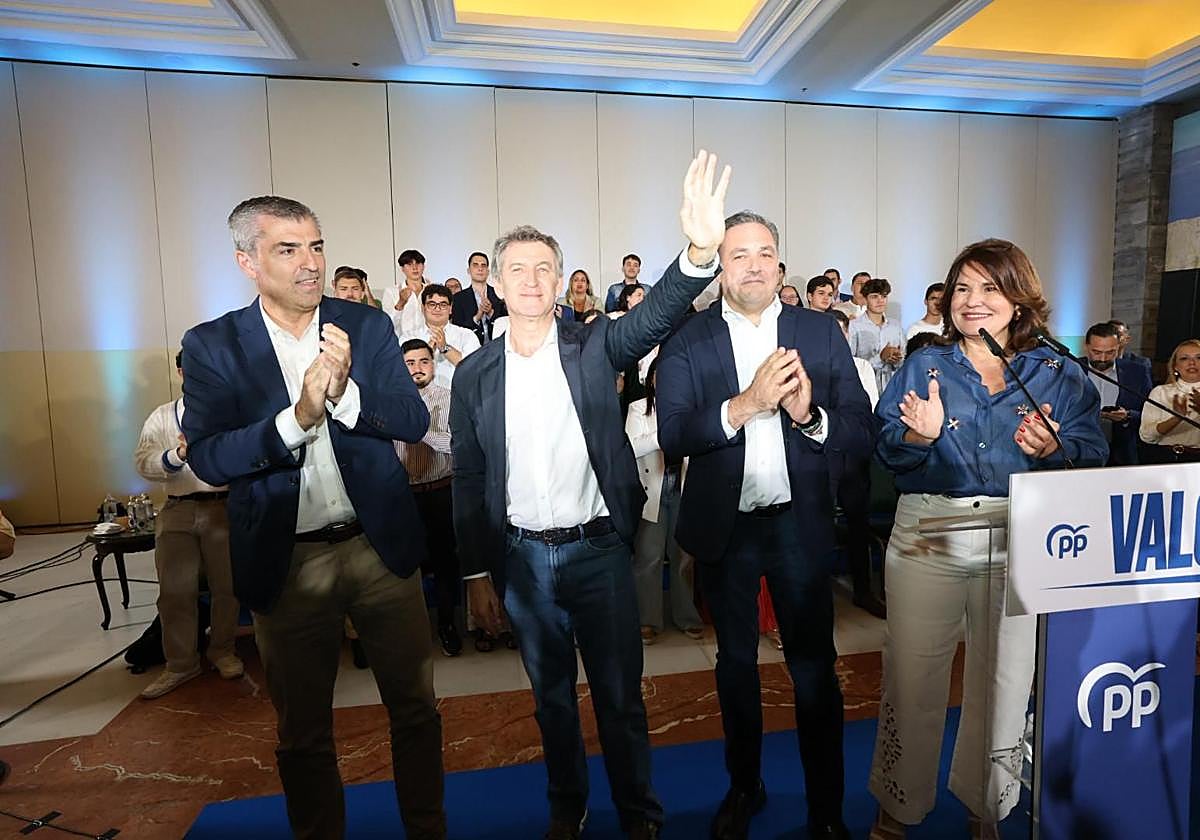 Feijóo atrae masas en el acto del Partido Popular en Las Palmas de Gran Canaria